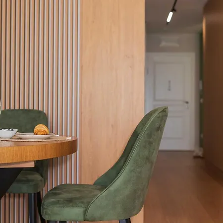 Апартамент Harmony Delux -free Parking Бургас