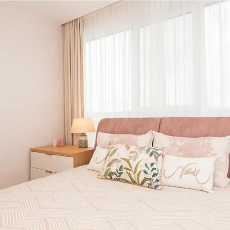 Harmony Delux -free Parking Burgas City